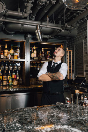 Finest bar catering experience image 1