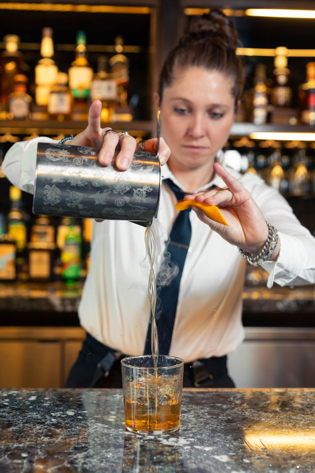 NYC cocktail bar brought to your home image 3