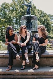Free New York Group Photoshoot - Perfect for Bachelorette, Birthday, Reunions & more! image 16