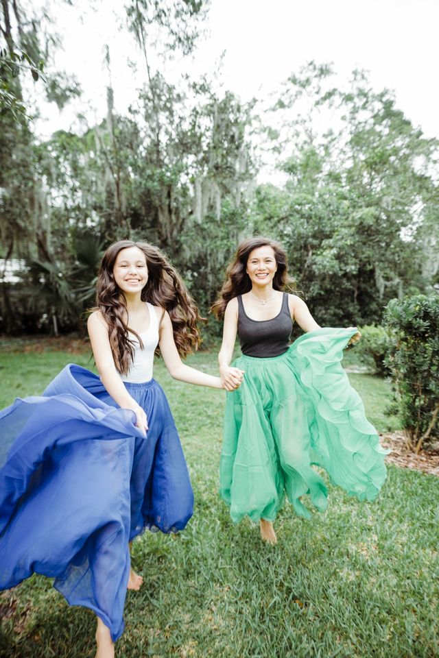 Free Orlando Group Photoshoot - Perfect for Bachelorette, Birthday, Reunions & more! image 3