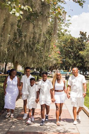 Free Orlando Group Photoshoot - Perfect for Bachelorette, Birthday, Reunions & more! image 10