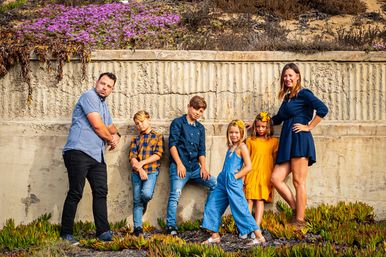 Free San Diego Group Photoshoot - Perfect for Bachelorette, Birthday, Reunions & more! image 15