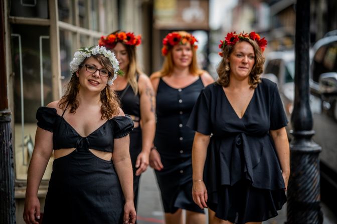 Free New Orleans Group Photoshoot - Perfect for Bachelorette, Birthday, Reunions & more! image 20