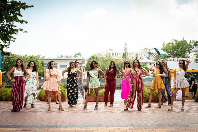 Free Fort Lauderdale Group Photoshoot - Perfect for Bachelorette, Birthday, Reunions & more! image 3