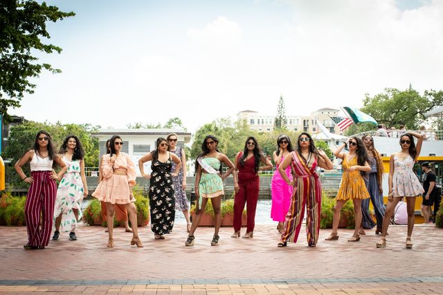 Free Fort Lauderdale Group Photoshoot - Perfect for Bachelorette, Birthday, Reunions & more! image 3