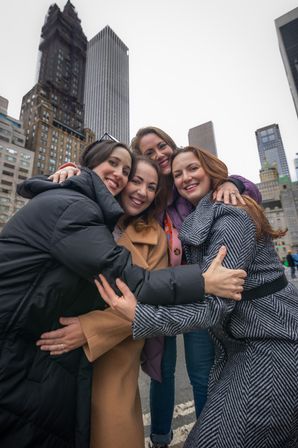 Free New York Group Photoshoot - Perfect for Bachelorette, Birthday, Reunions & more! image 31