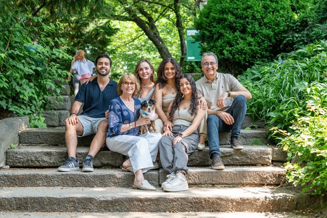 Free New York Group Photoshoot - Perfect for Bachelorette, Birthday, Reunions & more! image 27