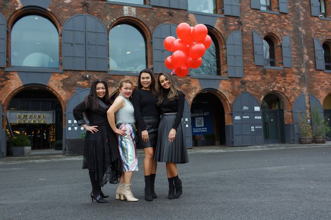 Free New York Group Photoshoot - Perfect for Bachelorette, Birthday, Reunions & more! image 34