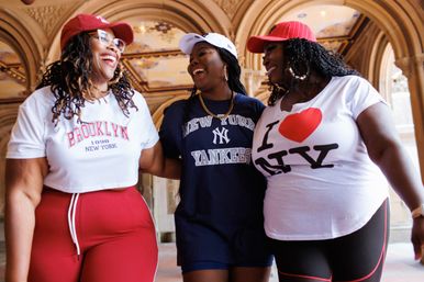 Free New York Group Photoshoot - Perfect for Bachelorette, Birthday, Reunions & more! image 37