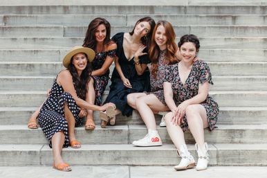 Free New York Group Photoshoot - Perfect for Bachelorette, Birthday, Reunions & more! image 7