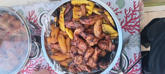 Private Villa Grill-Out: Live Conch & Authentic Bahamian BBQ Feast image 12