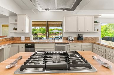 Luxury Desert Oasis + 5BR + Resort Pool and amenities for the Ultimate Bachelorette image 62