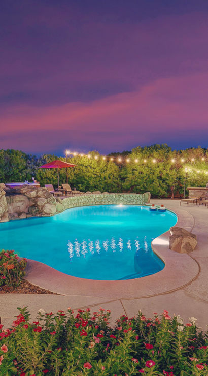 Mountain View Desert Oasis