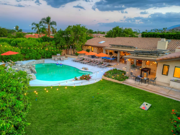 Luxury Desert Oasis + 5BR + Resort Pool and amenities for the Ultimate Bachelorette image 7