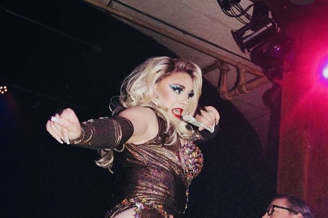 Private Savannah Drag Queen Bar Crawl: Your Crew, Your Queen image 31