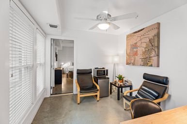 The Moon Bywater: Contemporary Poolside Retreat in Historic Bywater image 42