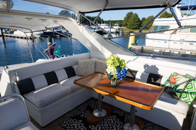 Luxury 62' Yacht Charter I Chicago Lakefront & River Cruises I Up to 12 Guests image 4