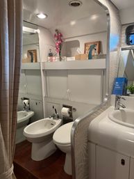 Luxury 62' Yacht Charter I Chicago Lakefront & River Cruises I Up to 12 Guests image 11