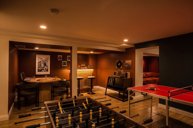 The Jackpot - Sleeps 14, Hot Tub, Cinema, Fire Pit, Game Room, Bar image 4