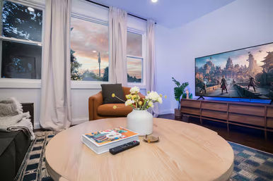 The Jackpot - Sleeps 14, Hot Tub, Cinema, Fire Pit, Game Room, Bar image 18