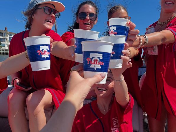 Boat Rental for up to 8 hours with customizable options image 4