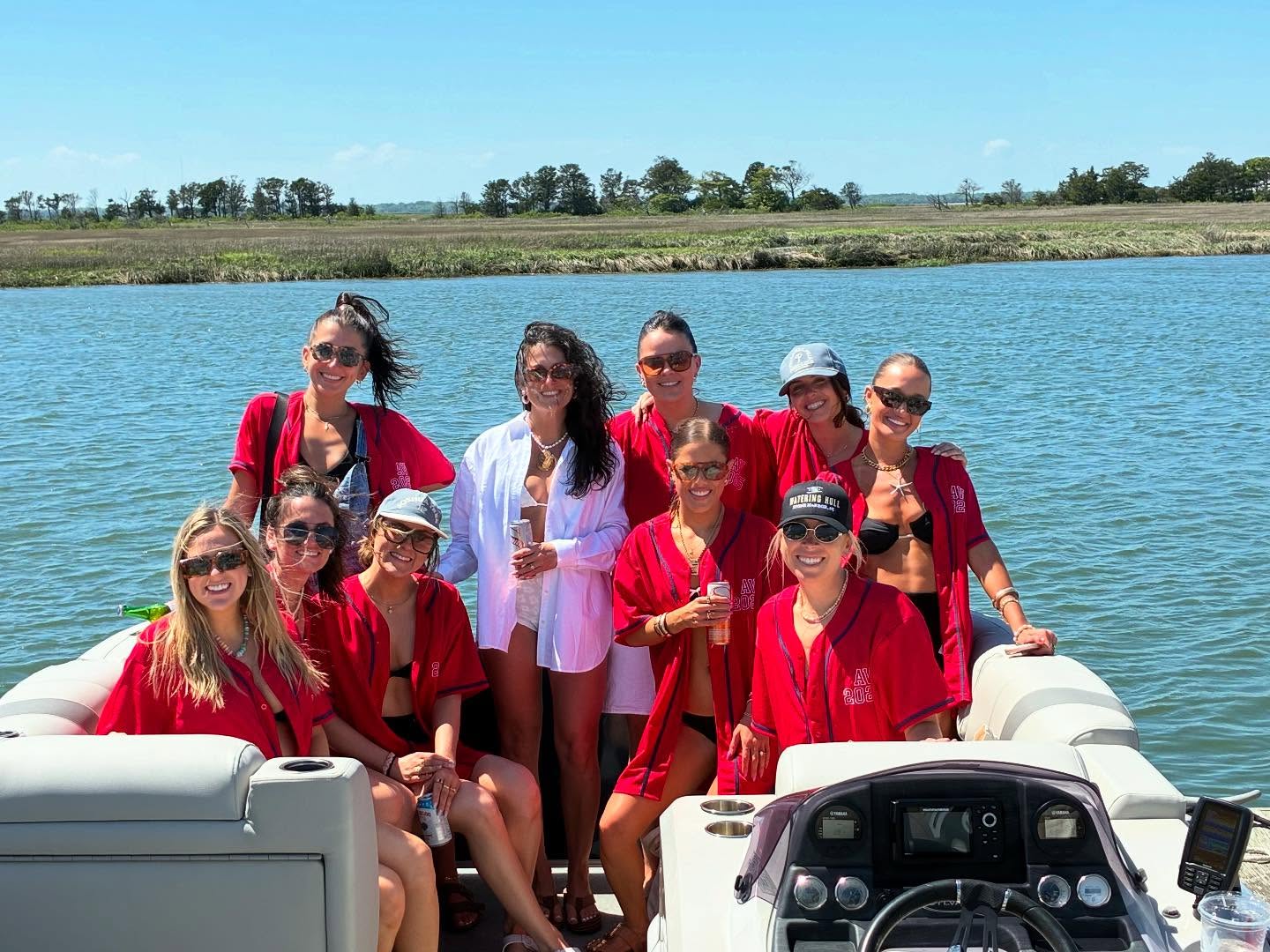 Boat Rental for up to 8 hours with customizable options image 1