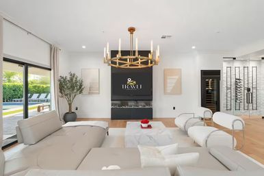 Casa Privada: Minimalist Desert Luxury with Rooftop + Pool + Fire Pit image 12