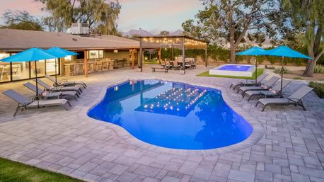 Davenport Ranch: Luxe Estate with Pool, Pickleball + Putting Green image 1