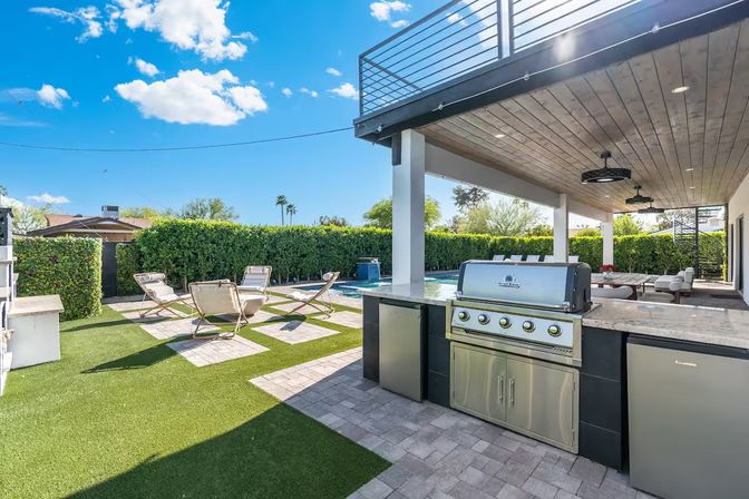 Casa Privada: Minimalist Desert Luxury with Rooftop + Pool + Fire Pit image 4