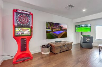 Davenport Ranch: Luxe Estate with Pool, Pickleball + Putting Green image 8