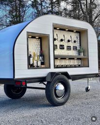 The Rolling Tap Co. Mobile 4-Tap Draft Bar for Weddings & Events image 6
