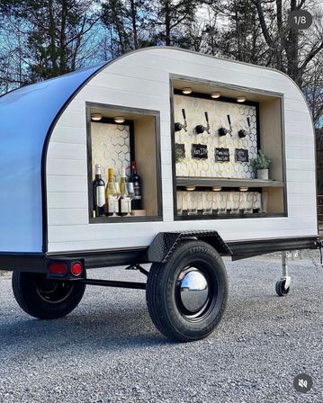 The Rolling Tap Co. Mobile 4-Tap Draft Bar for Weddings & Events image 6