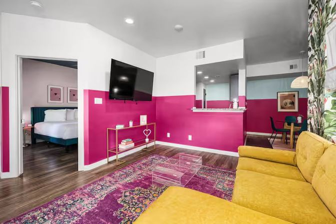 Parton My Wanderlust: 2BR Dolly Inspired Riverfront Retreat image 11