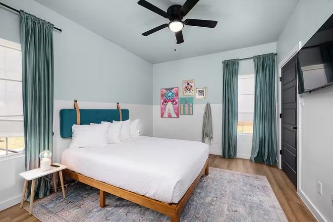 Glitter on the Guad: Taylor Inspired 2BR Stay on the Guadalupe River image 7