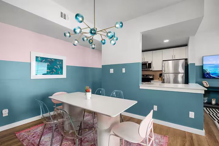Glitter on the Guad: Taylor Inspired 2BR Stay on the Guadalupe River image 2
