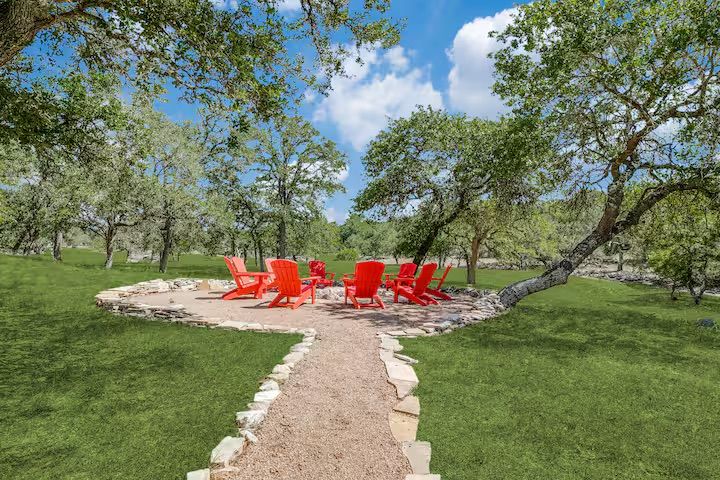 Walker Creek Ranch: 5-Acre Hill Country Stay, Sleeps 10 image 4