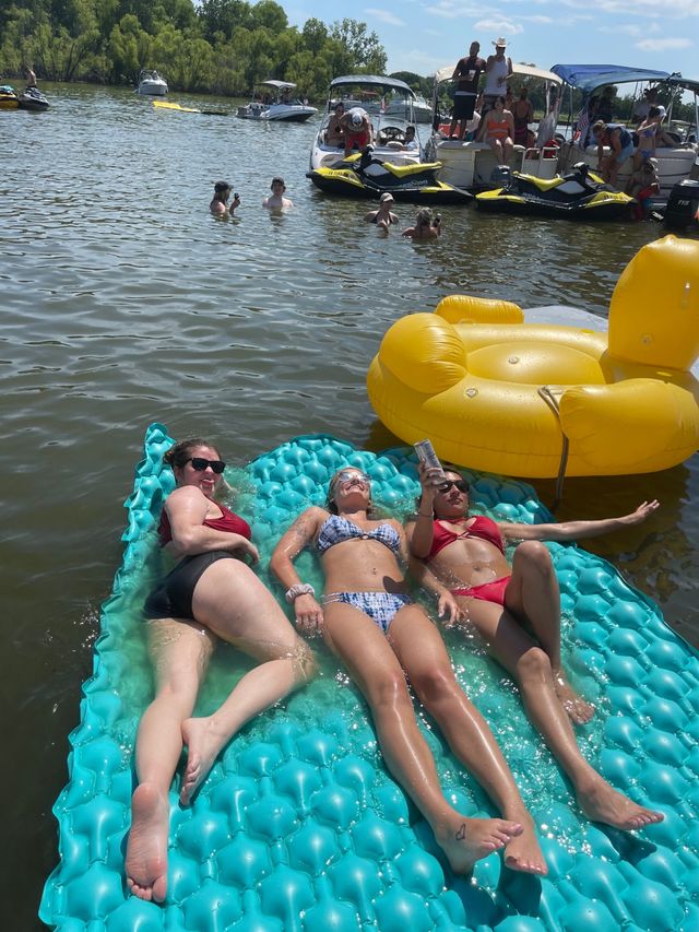 Cruize Watersport Creating Unforgettable Moments on the Water image 4