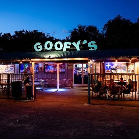 Private Party Room at Goofy's Bar & Grill image 5