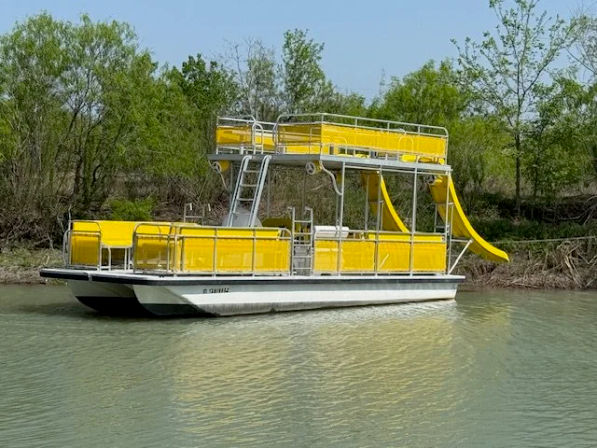 Lake Travis Party Boat Rentals image 10