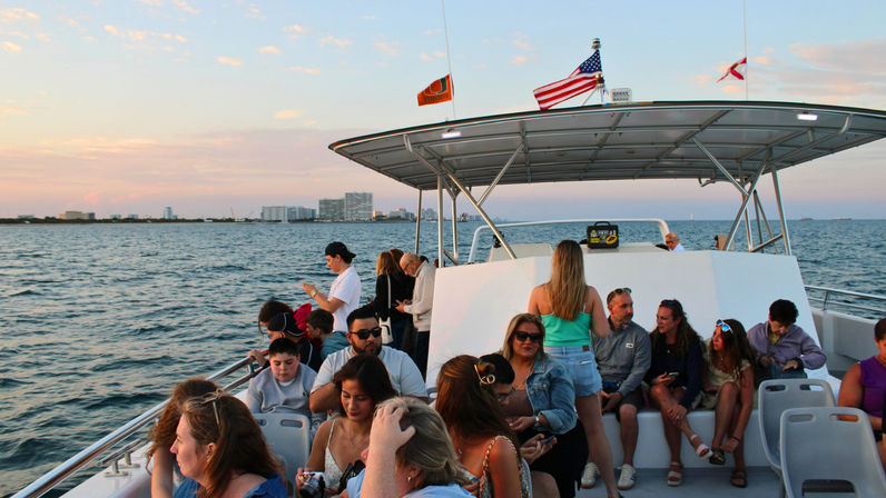 Fort Lauderdale Dinner Cruise & Intracoastal Tour with Sea Rocket image 18