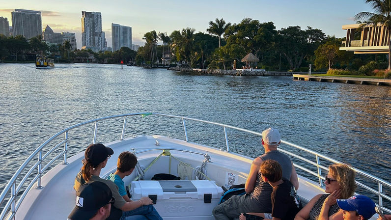 Fort Lauderdale Dinner Cruise & Intracoastal Tour with Sea Rocket image 14