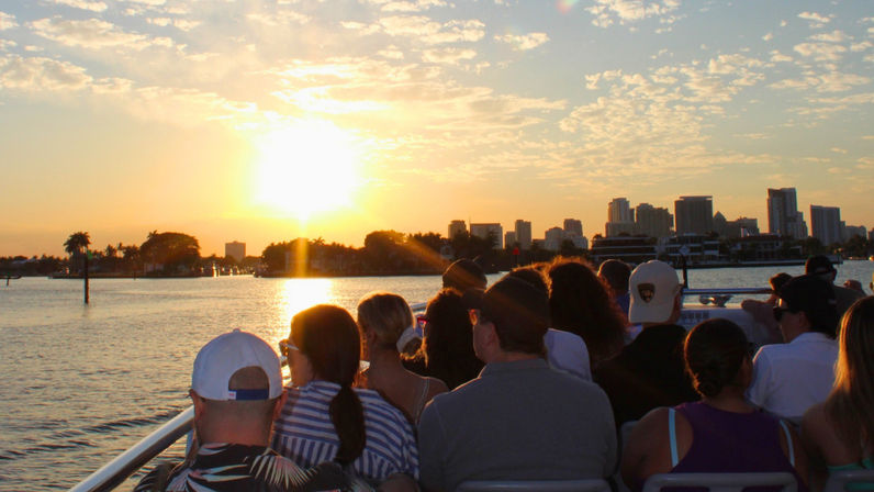 Fort Lauderdale Dinner Cruise & Intracoastal Tour with Sea Rocket image 27