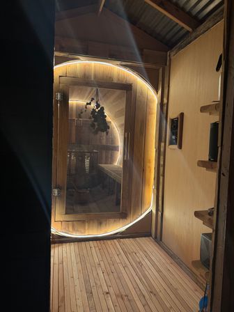 Mobile Sauna Delivered to Your Party image 6