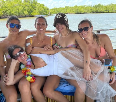 Sand Dollar Shelling and Boat Tours