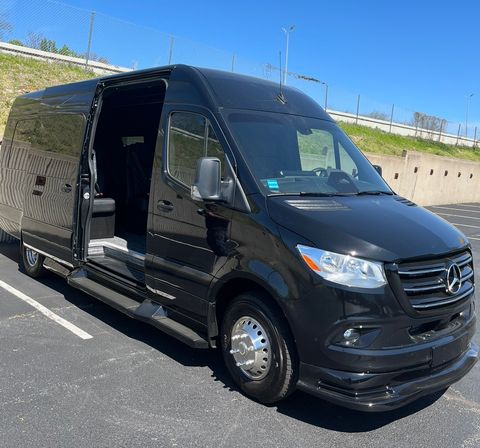 Nashville Executive Sprinter — Airport Transfers, Events & Large Group Transportation image 1