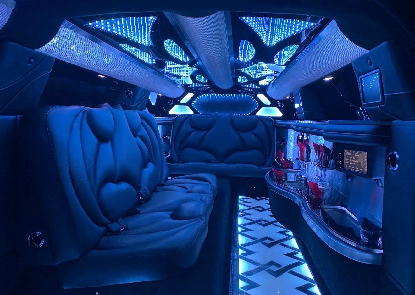 Nashville Party Bus Limo Rental - 4 Hour VIP Ride image 4