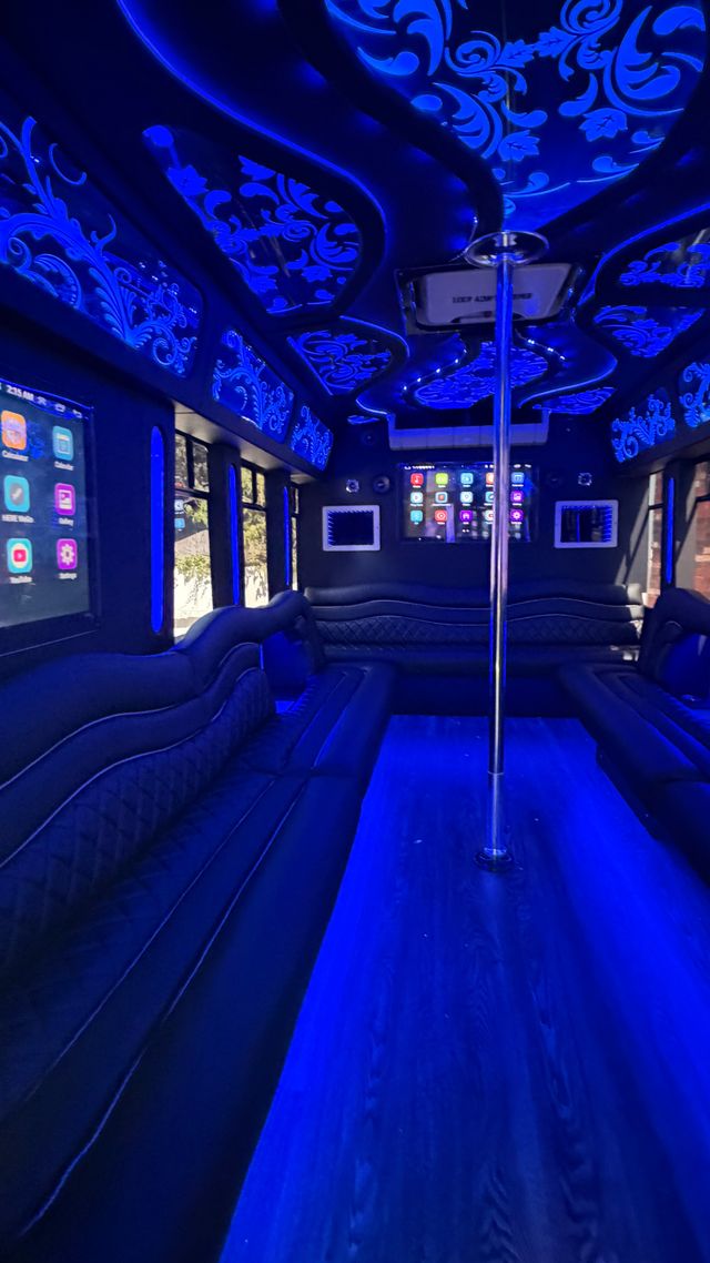 Nashville Party Bus with Karaoke and Custom Lights image 4