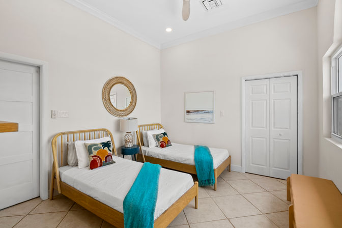 Ole Ike Bay -Exuma Bahamas - Ocean Views, Private Beach, Dock, Pickleball and Watersports Activities image 21