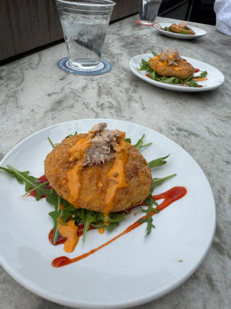 Savannah Food Tour: Historic District Walks + All Tastings image 11