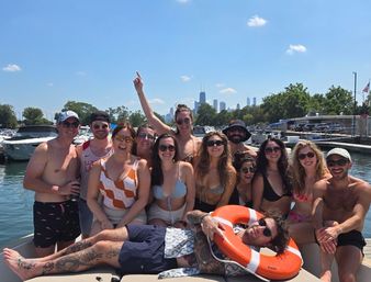 Chicago’s Most Complete Yacht Charter & Party Boat Experience image 10